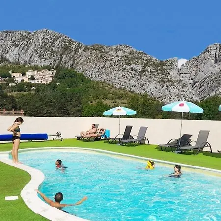 Le Nirvana Campsite Saint-Auban (Alpes-Maritimes)